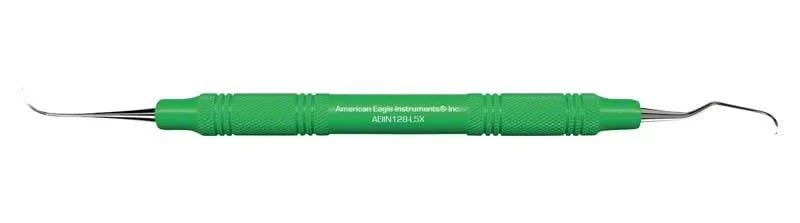 Amerikanische Eagle Implantat-Kürette Nebraska 128/Langer 5 mit grünem Griff.
