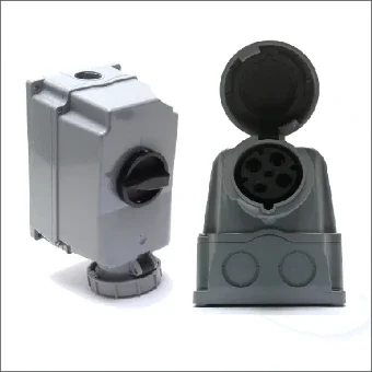 PCE 103822 CEE-contactdoos uitschakelbaar, beveiligd (IEC 60309)