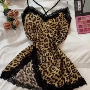 SilkLuxe Leoparden-Nachthemd aus Seide | Eleganter Schlafkomfort | Luxuriöse Nachtwäsche für Damen