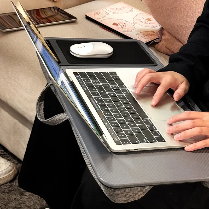 Tragbarer Laptop-Schreibtisch mit Geräteablage und Tragegriff