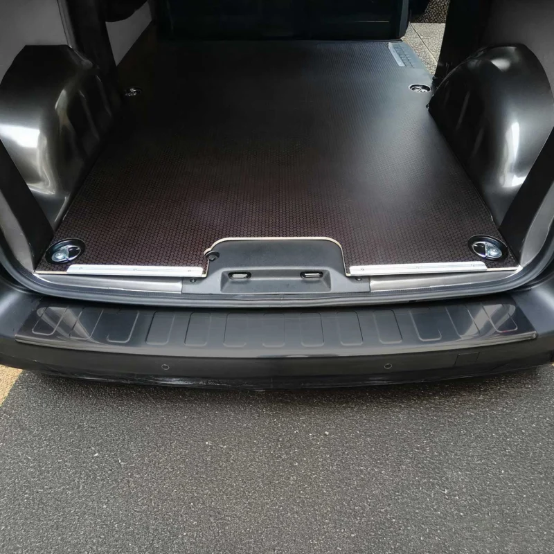 Ladekantenschutz Stoßstange für Fiat Scudo / Ulysse 2022-26 L3 Dunkel Chrom